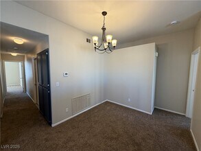 1692 Clear Look Ct in Henderson, NV - Building Photo - Building Photo