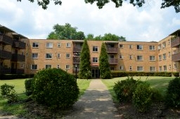 Carol Shamrock in Pittsburgh, PA - Foto de edificio - Building Photo