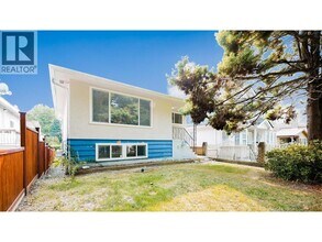 5120 Fairmont St in Vancouver, BC - Building Photo - Building Photo