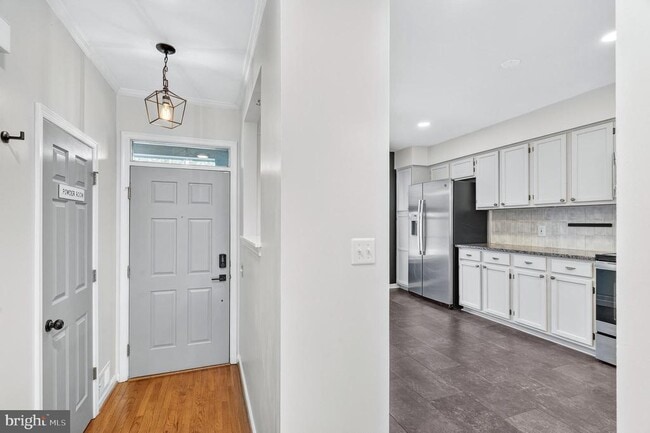 property at 7123 Gresham Ct E