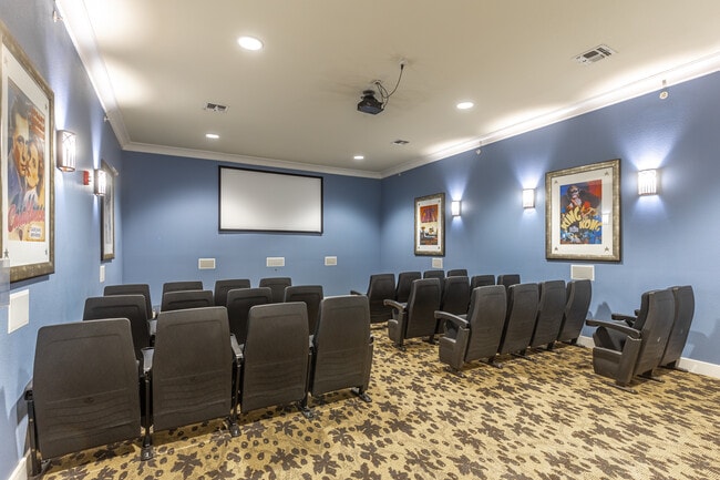 Mariposa Jason Avenue 55+ Apartment Homes in Amarillo, TX - Building Photo - Building Photo