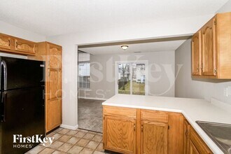 10327 Kensil St in Indianapolis, IN - Building Photo - Building Photo
