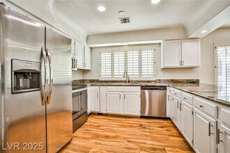 6315 N Park St in Las Vegas, NV - Building Photo - Building Photo