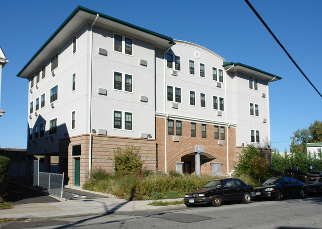 Livingston Terrace in Yonkers, NY - Foto de edificio - Building Photo