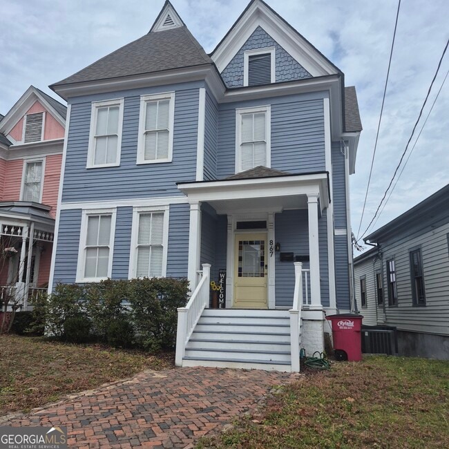 property at 867 Orange Terrace