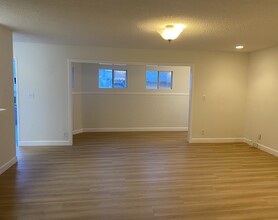 1511 N Mariposa Ave, Unit 5 in Los Angeles, CA - Building Photo - Building Photo