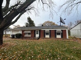 1503 Eastview Ave in Danville, IL - Building Photo