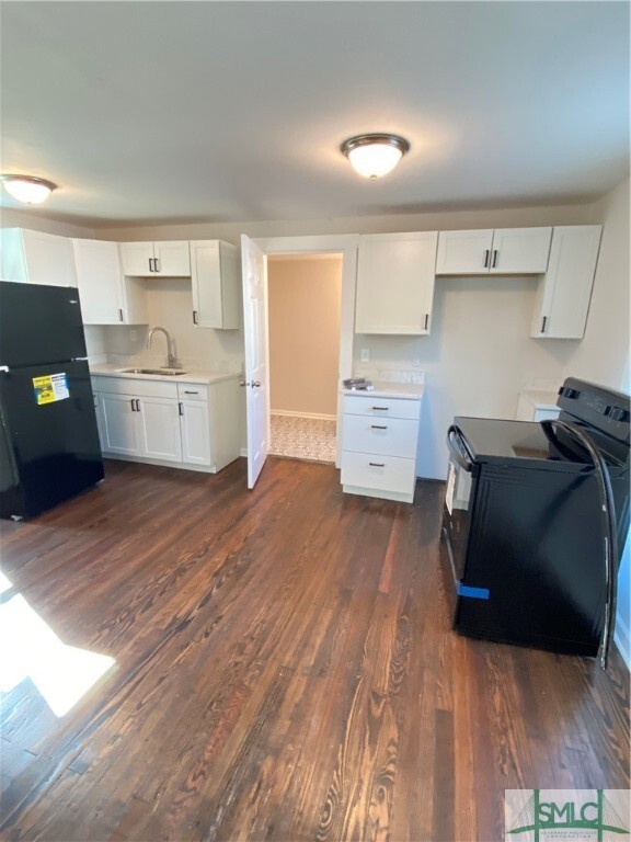 property at 1611 E Henry St