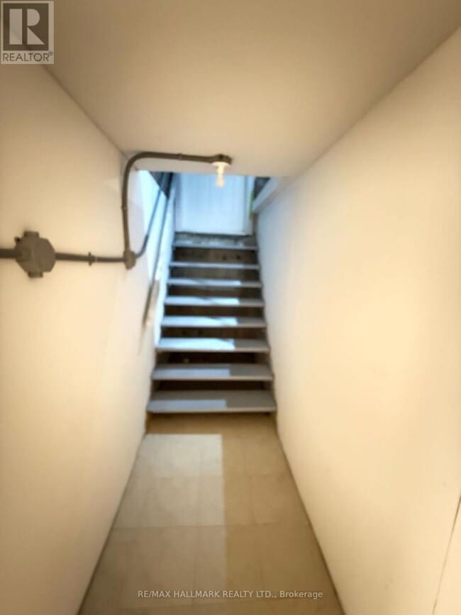 property at 2 Polygon Ct