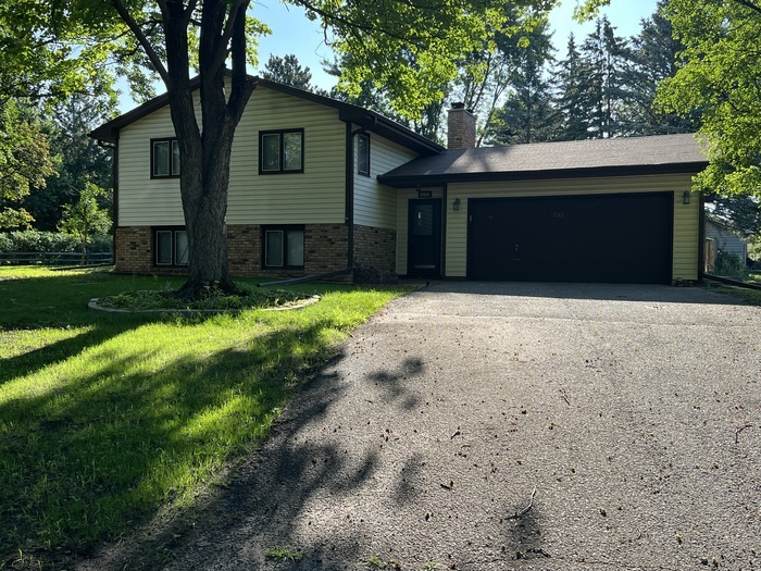 7161 Riverview Terrace NE in Minneapolis, MN - Building Photo