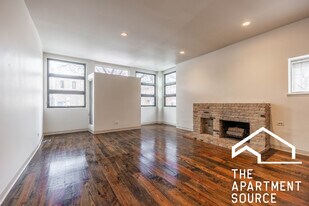 2059 N Clifton Ave, Unit 1 in Chicago, IL - Building Photo