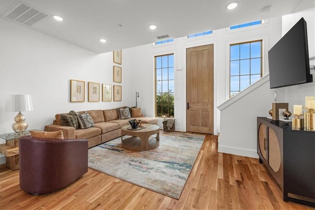 property at 4611 S 47th St