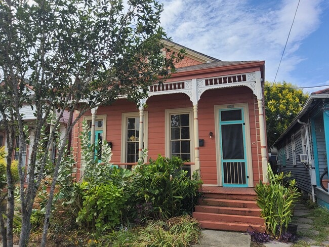 2922 Dumaine St, Unit 2922