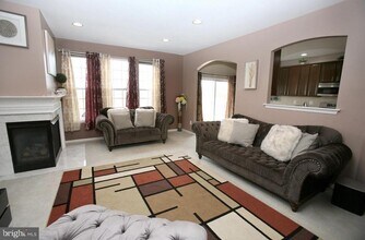 60 Cypress Point Road in Mount Holly, NJ - Building Photo - Building Photo