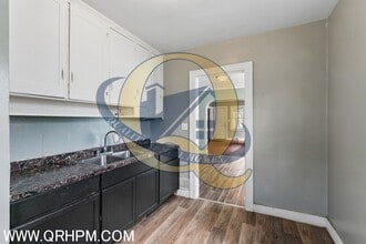 936 Stocker Ave in Flint, MI - Building Photo - Building Photo