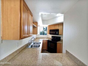 985 N Granite Reef Rd in Scottsdale, AZ - Building Photo - Building Photo