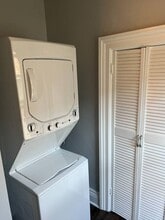 42 Elmwood Ave in Buffalo, NY - Building Photo - Building Photo