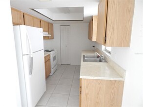 36 E Country Cove Way in Kissimmee, FL - Building Photo - Building Photo