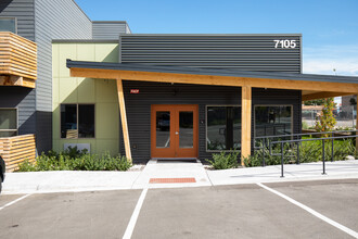 Academy Place in Broomfield, CO - Foto de edificio - Building Photo