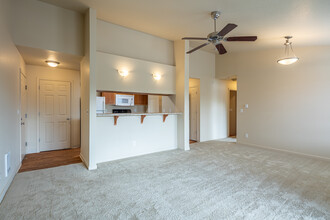 Hawks Ridge Apartments in Happy Valley, OR - Building Photo - Interior Photo