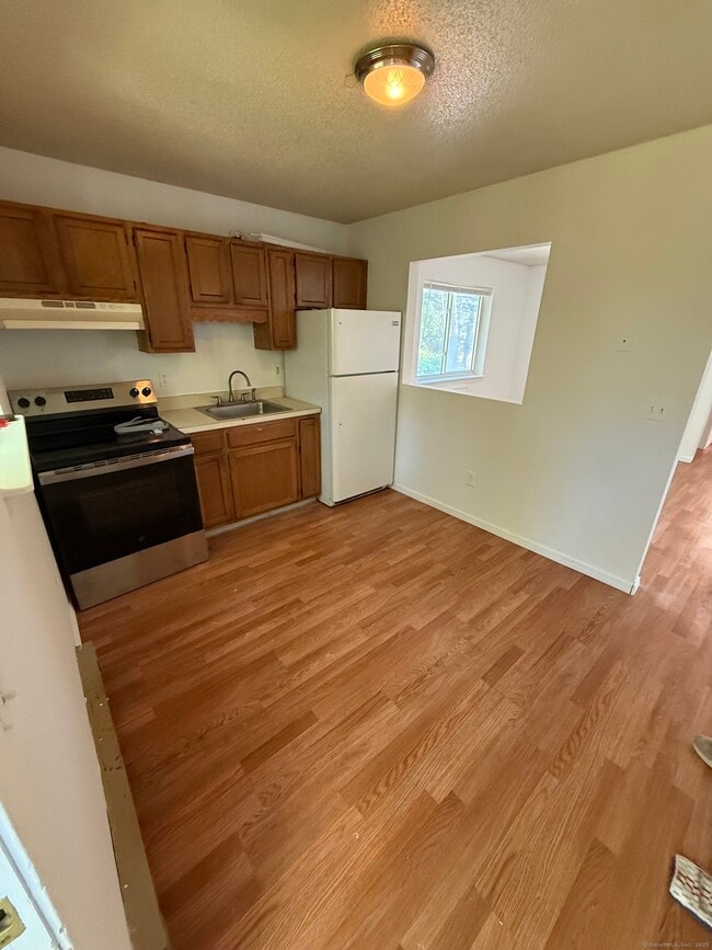 property at 35 Woodward Ave