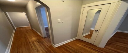 4008 W Nelson St, Unit 8A in Chicago, IL - Building Photo - Building Photo