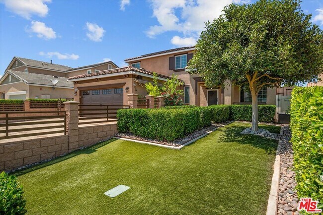 24956 El Braso Dr in Moreno Valley, CA - Building Photo - Building Photo