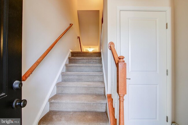 426 Exchange Avenue in Gaithersburg, MD - Building Photo - Building Photo