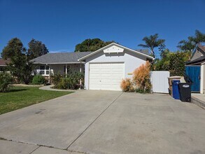 411 S Brent St in Ventura, CA - Building Photo - Building Photo