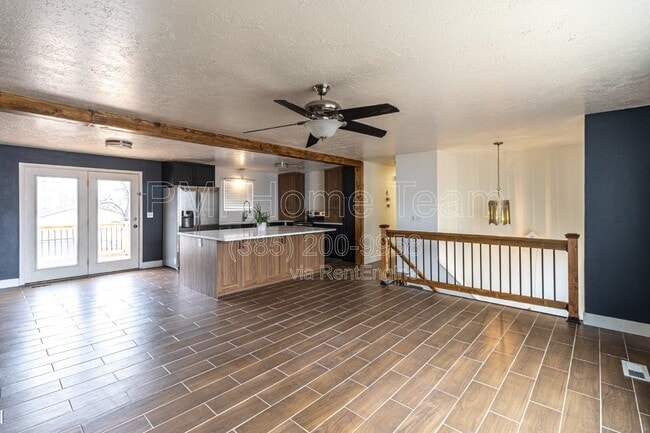 1312 Roger Cir in Layton, UT - Building Photo - Building Photo