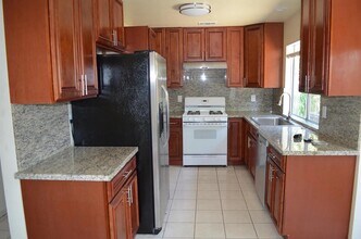 2031 Pepperwood Ln in Duarte, CA - Building Photo - Building Photo