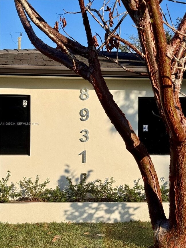 8931 NE 2nd Ave in El Portal, FL - Building Photo - Building Photo