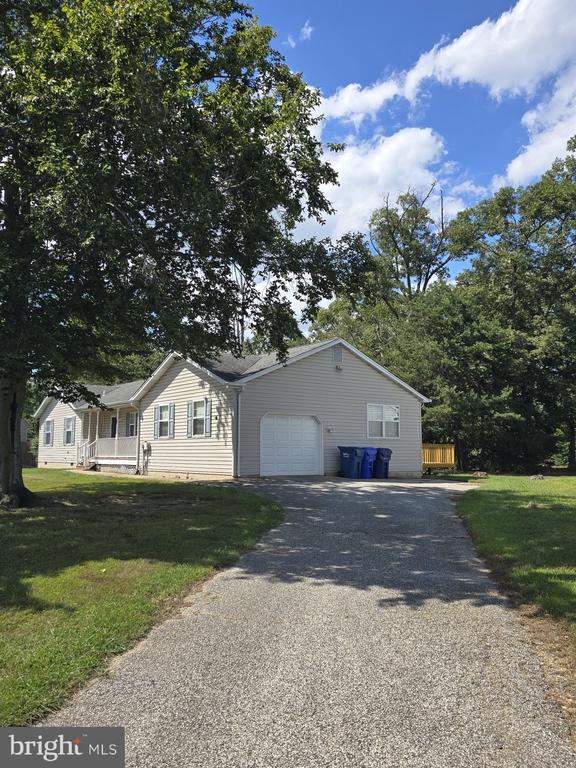property at 11753 Tiffen Ct