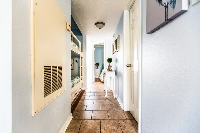 10811 Termini-San Luis Pass Rd in Galveston, TX - Building Photo - Building Photo