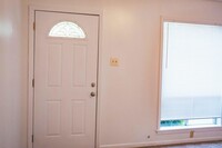 118 Jordan St photo'