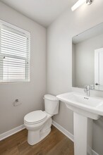 6636 NE 188th Ct in Kenmore, WA - Building Photo - Building Photo