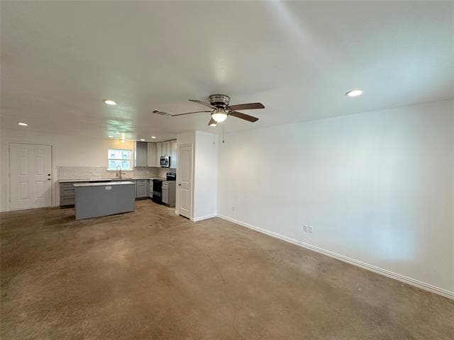 108 W Adams St in Itasca, TX - Building Photo - Building Photo