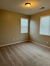 1724 Audley End Pl in Bakersfield, CA - Building Photo - Building Photo