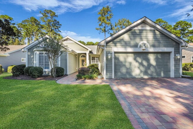 34 Coburn Dr E in Bluffton, SC - Building Photo - Building Photo