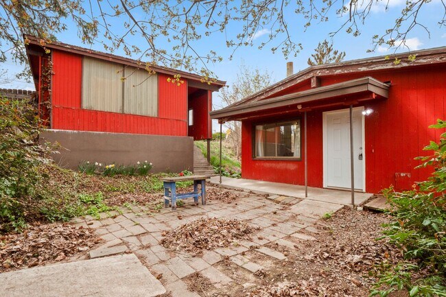 property at 26 Washington Ct