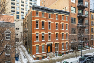 156-158 W Huron St Apartments