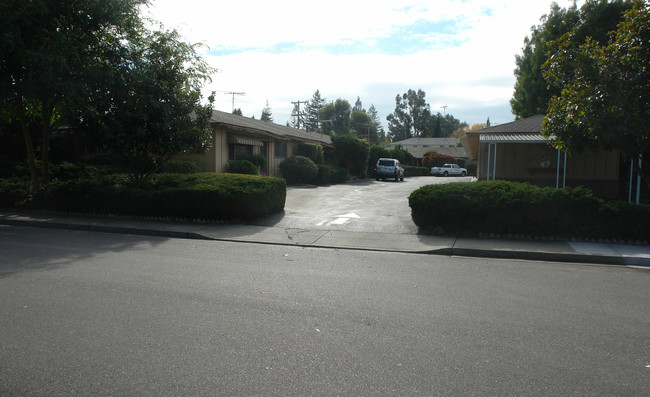 91-93 Church St in Mountain View, CA - Foto de edificio - Building Photo