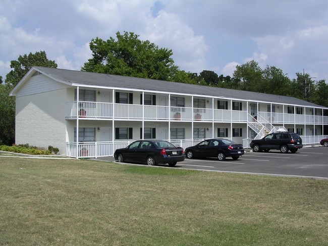 Riviera Apartments in Poteau, OK - Building Photo - Building Photo