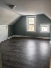 148 Orchard St in Cranston, RI - Building Photo - Building Photo