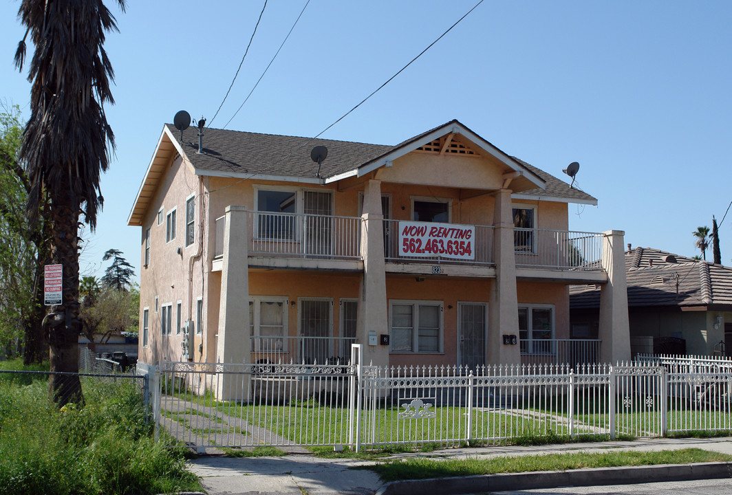 823 W Orange St in San Bernardino, CA - Foto de edificio