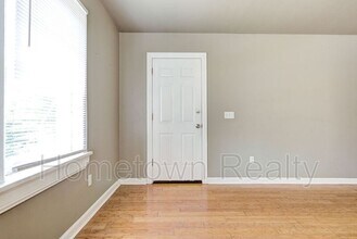 2229 NW 12th St in Oklahoma City, OK - Building Photo - Building Photo