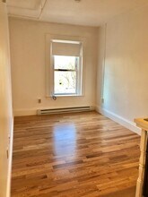 1070 Beacon St, Unit 12 in Brookline, MA - Foto de edificio - Building Photo