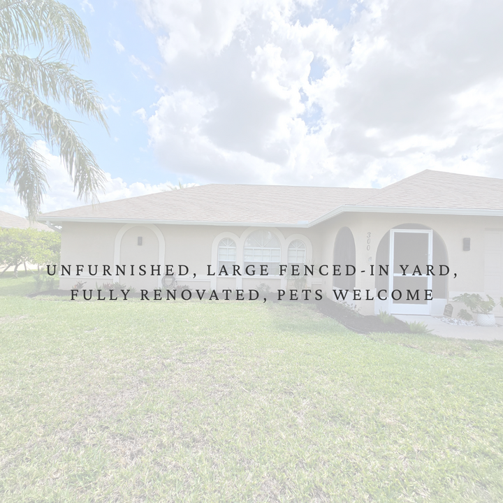 300 SE 27th St in Cape Coral, FL - Foto de edificio