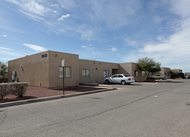 5930 S JEANETTE in Tucson, AZ - Foto de edificio - Building Photo