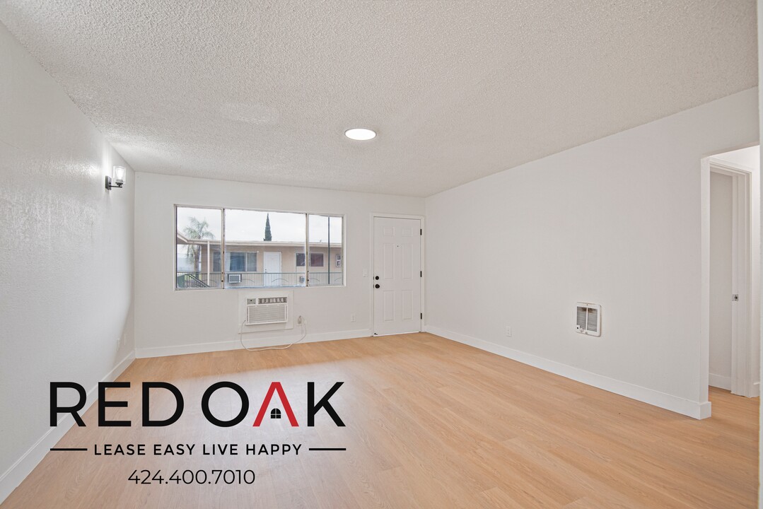 26674 Ward St in Highland, CA - Building Photo